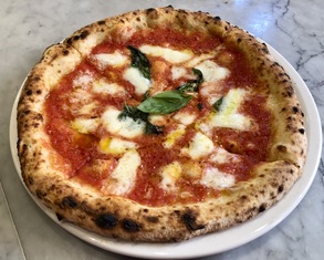 perfect neapolitan pizza margherita