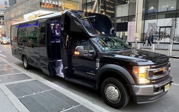 black limo bus